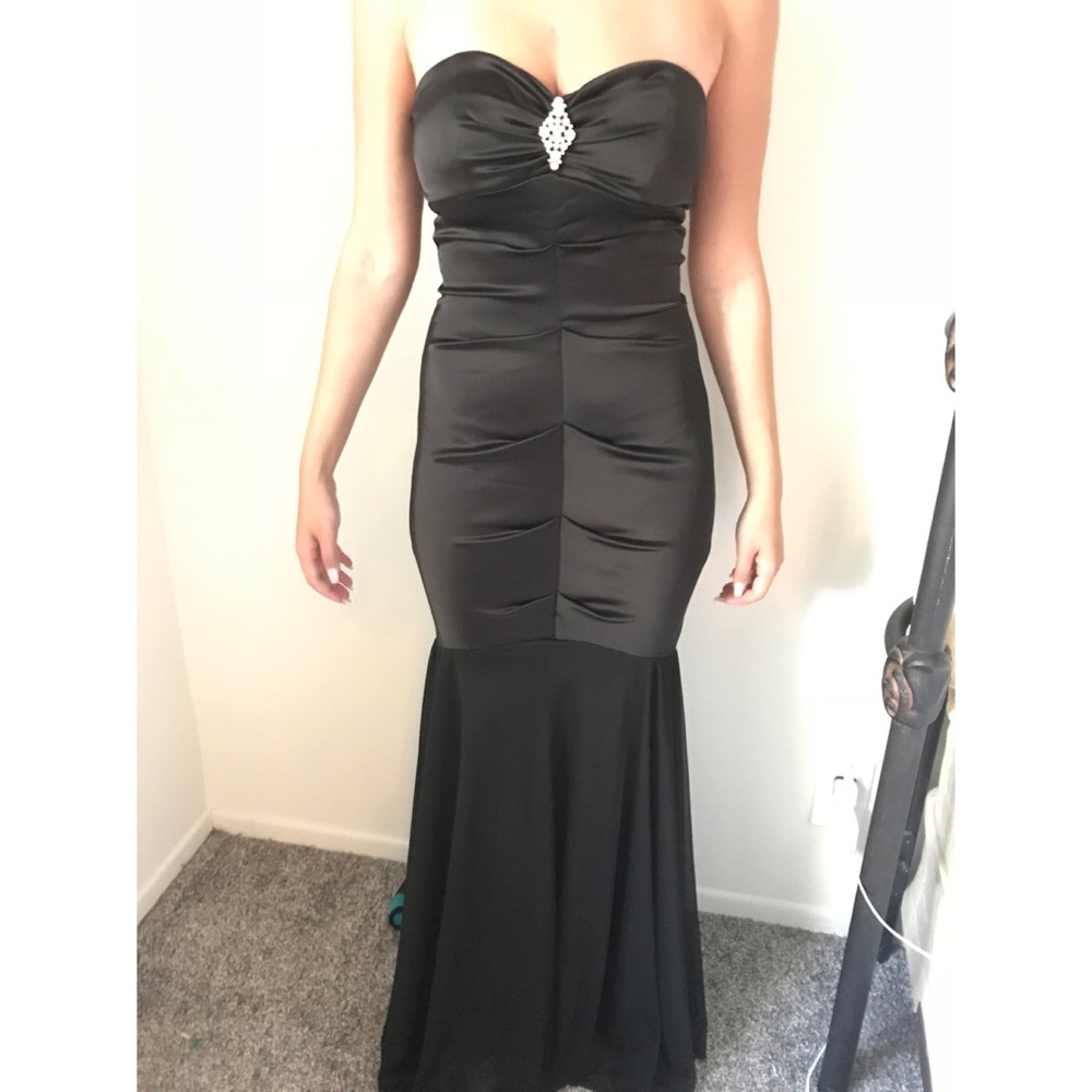 Xscape Strapless gown